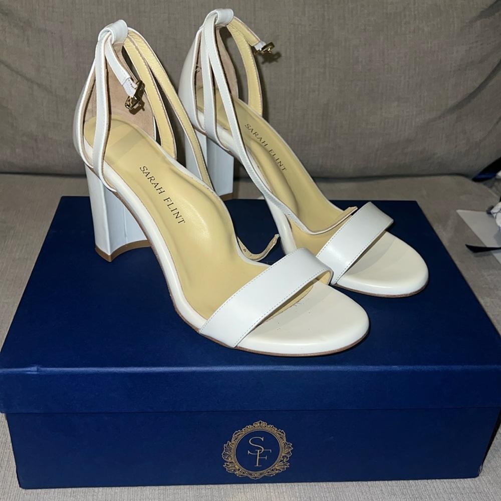 Sarah Flint Perfect Block Sandal 90
Color: White Calf